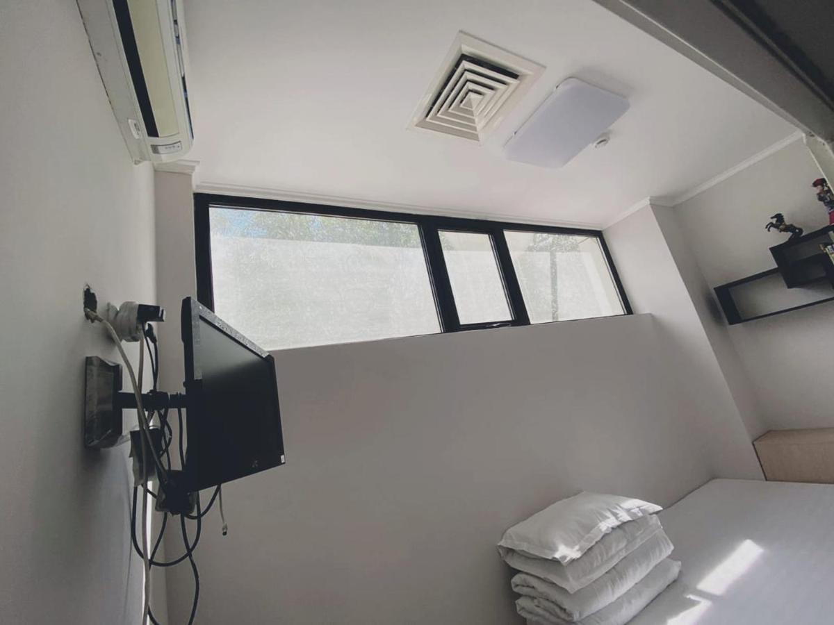 Hotel Kapsula アスターナ エクステリア 写真
